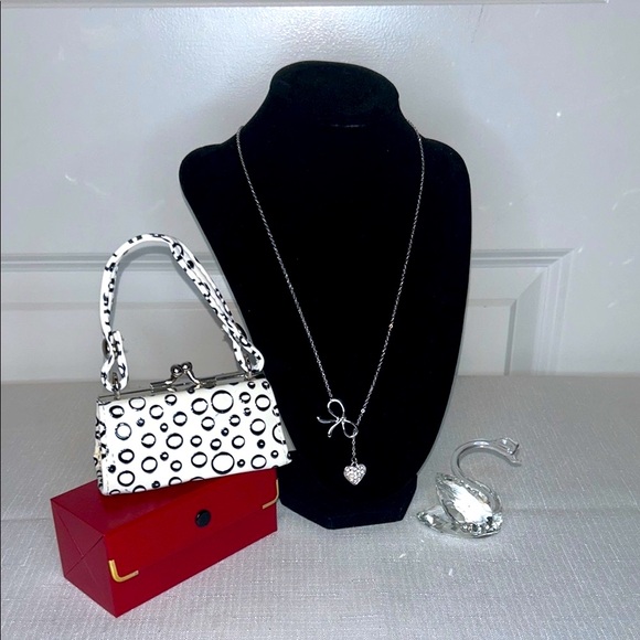 Swarovski Crystal Heart & Bow Necklace | New With Tag and Jewelry Box - Picture 1 of 6